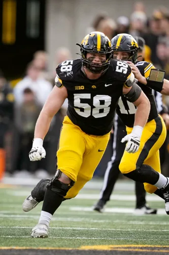 Iowa's Pieper picked for Preseason AP All-American
